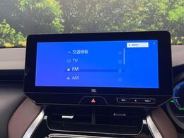 【12.3インチワイドナビ】高級感とインパクトのある大型ワイドナビを装備。各種オーディオ操作はもちろん、横長ワイド画面でのマップ2分割表示など、利便性も高いナビです♪