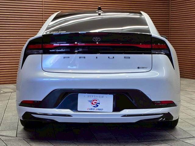 遠方販売もお任せ下さい。弊社御成約の6割が遠方のお客様です！日本全国どちらにでもお車の販売・ご納車が可能でございます。