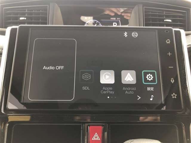 Bluetooth(ブルートゥース）接続機能付き。　スマートホンなどからお気に入りの音楽をワイヤレス再生できます。　ドライブがさらに楽しくなりますね♪