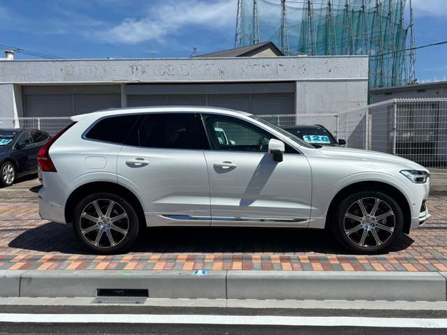 保証は3ヶ月、6000kmの保証が付いております。保証内容はご購入前にスタッフにご確認ください。