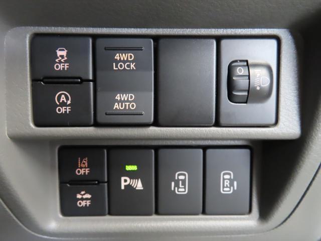 【コーナーセンサー】駐車時など障害物をセンサーが察知しアラームで教えてくれます！あると便利な装備です☆