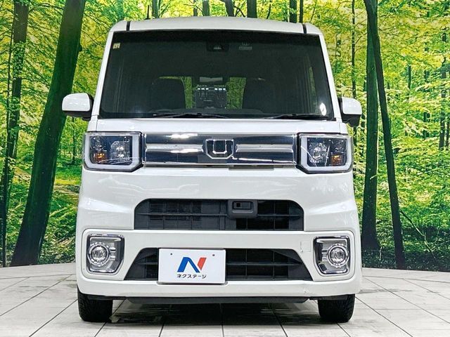 弊社では、全車『修復歴なし』のお車のみ取り扱っております。専任バイヤーによる厳選した仕入れの後、入庫後の車両チェックを行い、ネクステージが認定した高品質な中古車をご提供しております。