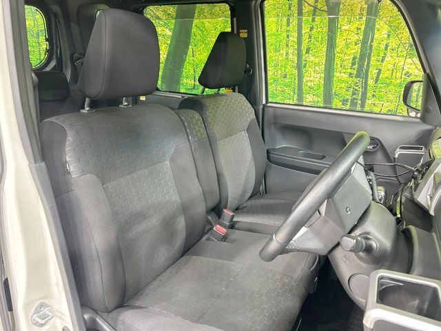 ドライバーによって運転しやすいポジションは異なり、あの車はどうなのか不安なこともありますよね。気になるお車は店頭で乗り込んでご確認いただけます♪