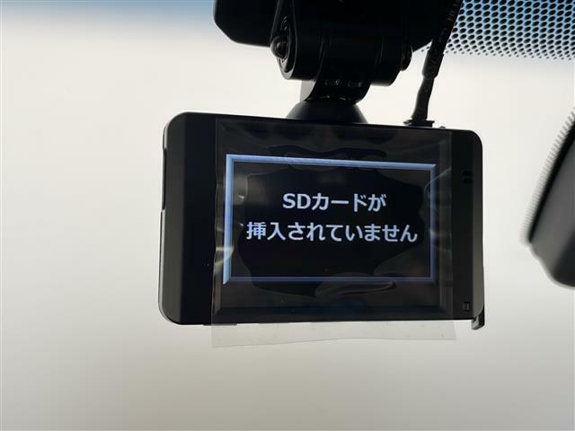 気になる車はすぐにお問い合わせください！画面右側の0066から始まる無料ダイヤルからお問い合わせ下さい！専門スタッフがお車のご質問にお答えいたします！