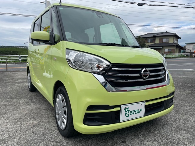 はじめまして！静岡県富士市の仁光自動車と申します。数ある車両の中から当社車両をご覧いただきありがとうございます。内装・外装のお写真を多数用意しています。ぜひご覧ください。