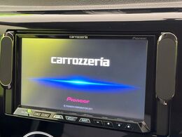 【ナビゲーション】目的地までしっかり案内してくれる使いやすいナビ。Bluetooth接続すればお持ちのスマホやMP3プレイヤーの音楽を再生可能！毎日の運転がさらに楽しくなります！！