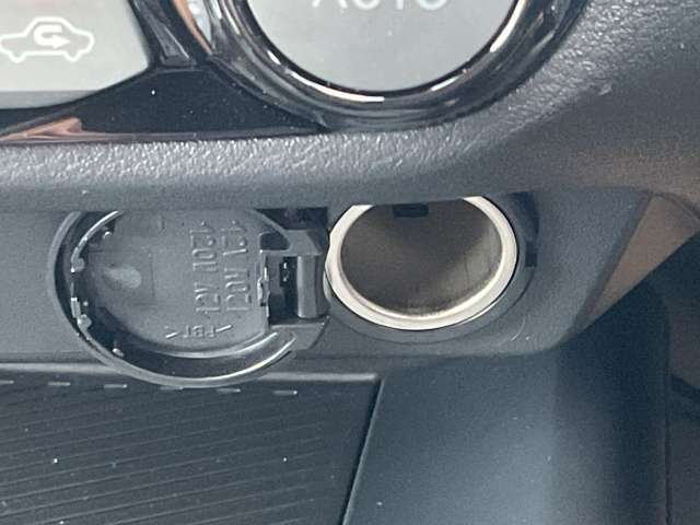 12V電源ソケット付き