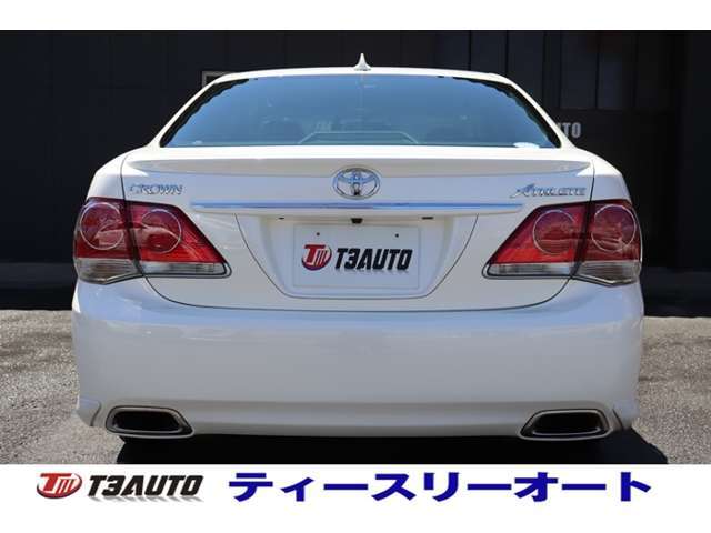 後期型、2500CCアスリートです。程度良好です。