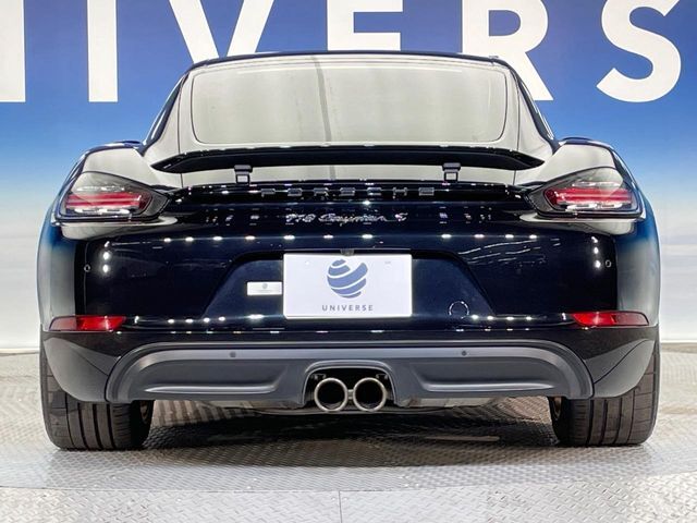 ●当店では第三者機関による車両品質鑑定を導入し、修復歴車を排除。鑑定書が発行されますので、ぱっと見ただけでは分からない箇所まで納得した上でご検討いただけます。※一部未実施の場合がございます。