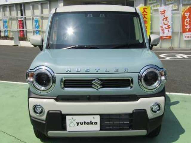 ユタカでは、自動車の販売の他、整備・板金・保険・ガソリンスタンド・自動車学校など、お車に係る事業を幅広く展開しております。