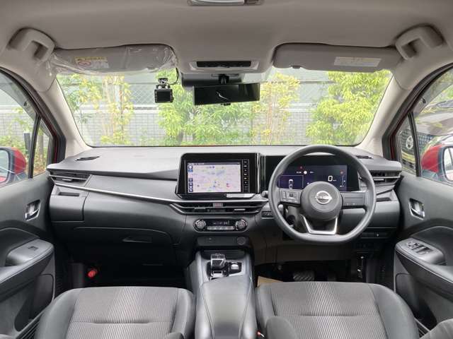 【支払総額】＝車両本体価格+諸費用(神奈川県内ナンバーでの登録＆当店受渡し納車として試算した合計額)※希望ナンバー取得 神奈川県以外のナンバー登録 自宅へのご納車につきましては追加費用が発生いたします