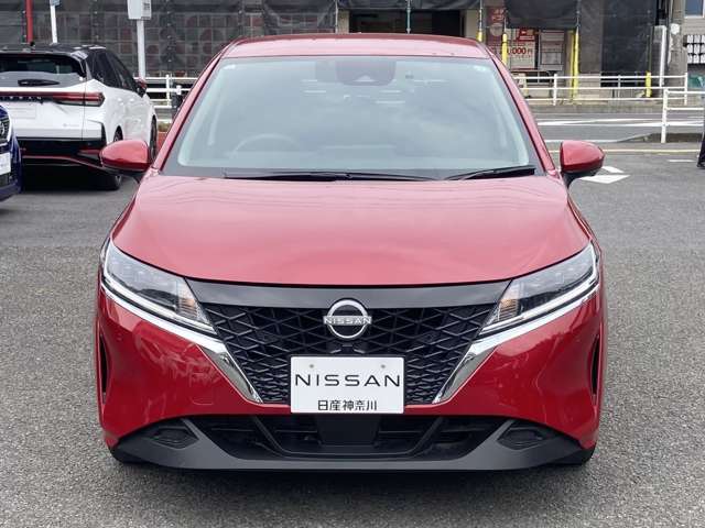 こちらの掲載車両の取扱い、日産神奈川Carスクエア湘南台が窓口となります。日本全国登録→ご自宅へ納車(弊社指定陸送会社による納車※一部離島不可)または私共店舗での受渡し納車、いずれかで承っております、