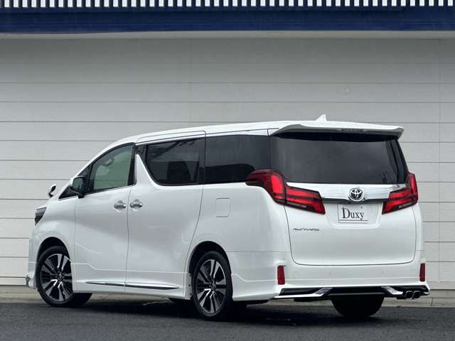 掲載車両以外にも対応可能です。ご希望のボディーカラー、グレード、装備やオプションをお聞かせ下さいませ。