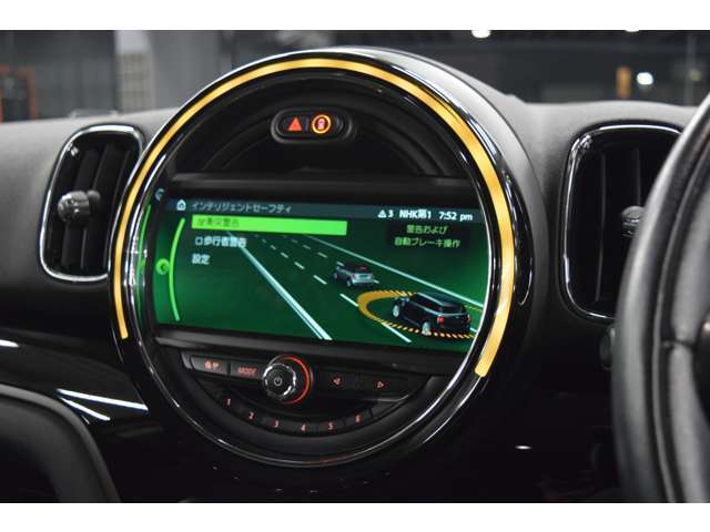 衝突警告、衝突軽減ブレーキが付いていますが、作動条件等ありますので過信は禁物です。