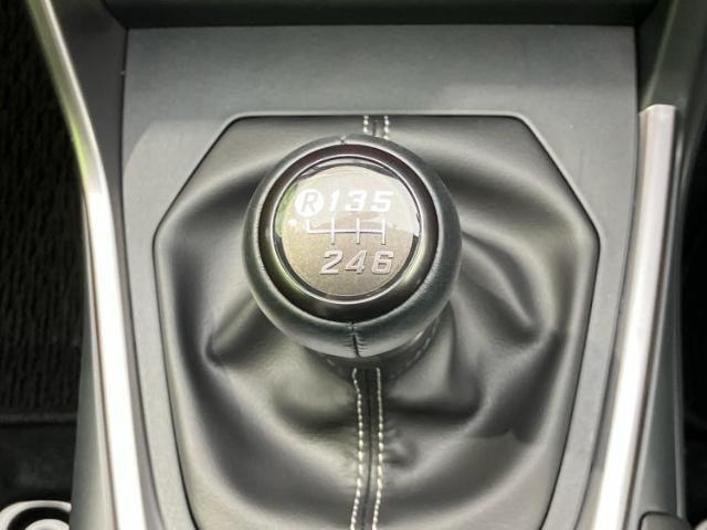 お車に合わせて無料保証以外にも、保証範囲、期間、距離を拡充させた有料保証もご用意しております！中古車の購入が初めてで不安・・・というお客様もご安心ください！