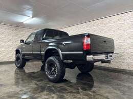 販売後のメンテナンス、車検整備、修理、カスタム等もすべて弊社にお任せ下さい！遠方のお客様に関しましては、弊社のノウハウ、パーツ提供などにより臨機応変にリモートにてサポート対応させて頂いております。