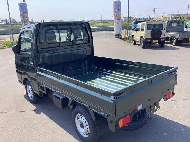 保険業務も行っております。何かあった時のために、お客様を守るのが自動車保険！けどよくわからない…どういう内容に加入していれば大丈夫？当社からご提案させていただきます。