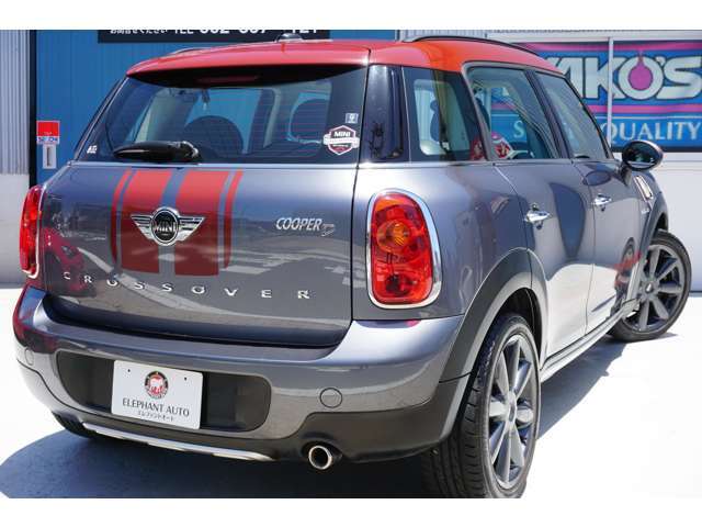 ★スタイリッシュな1台です。各種カスタムもお気軽にご相談下さいませ！セキュリティー、車高調組み込み、エアロパーツ取付、板金修理などなど、アフターサービスもしっかりとご対応させて頂きます！