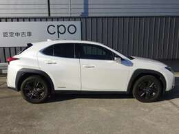 G-link（万一のトラブルに対応する充実のセキュリティシステムや、音声対話による目的地設定・情報検索を備えた、先進のテレマティクスサービス）2年間無料付帯です。