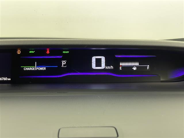 【スピードメーター】メーターがシンプルで見やすく運転しやすいですね！