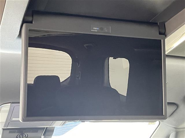 気になる車はすぐにお問い合わせください！画面右側の0066から始まる無料ダイヤルからお問い合わせ下さい！専門スタッフがお車のご質問にお答えいたします！