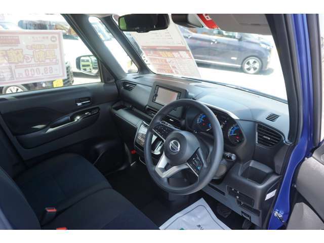 遠方販売の実績多数あり現車をみないでご購入されるお客様のご不安な点を一掃出来るように案内させて頂きます。ご遠方のお客様も安心してご連絡を下さい♪画像では伝えきれない良さをお伝えいたします。