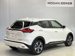 揺れにくい・ブレにくい・滑りにくい！どんな道だって思いのままに走れる。本格電動式4WD！