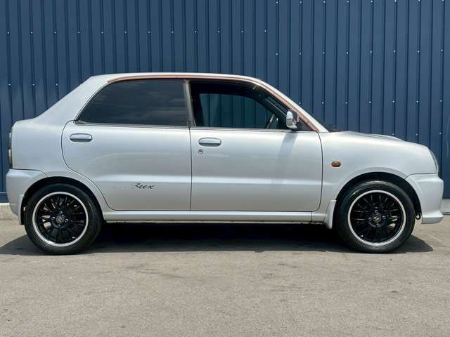 ダイハツ　オプティ　l800系トランクスポイラー　ジャンク扱い ダイハツオプティl800系トランクスポイラージャンク扱い