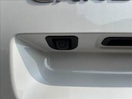 キッズルーム完備。ご家族でゆっくりおくつろぎ下さい！バリアフリー設計の多目的トイレや女性用サニタリーベビーカーもご用意しております！メンテナンス等でお待ちの際も店内でゆっくり過ごせます