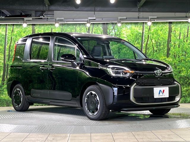 大好評のボディコーティング「弾スプラッシュコート」もご納車までに施工可能。通常のガラスコートと異なる、耐久年数6年の無機質ガラスコーティングが、ボディをキレイな状態に保ってくれます。