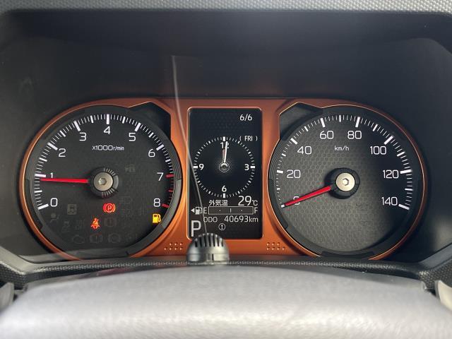 現在の走行距離は約40,700kmです♪まだまだ元気な車です♪