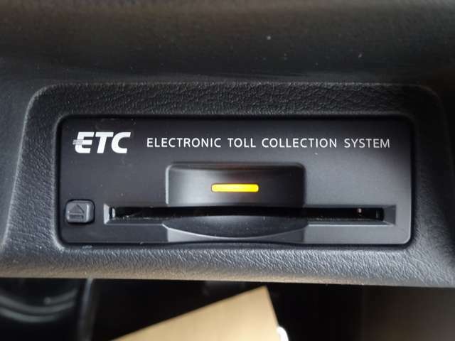 高速道路では便利なETCを装備しております。