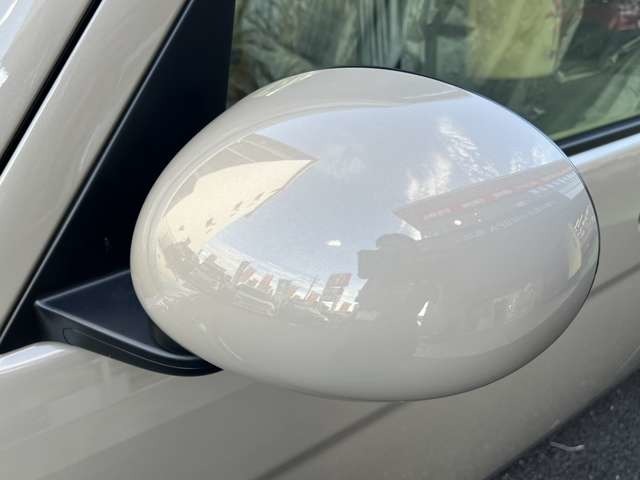 サイドミラーになります！