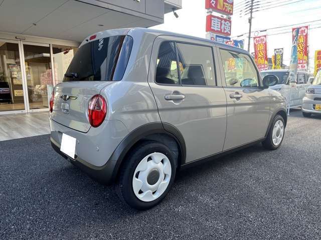 右斜め後ろです！！