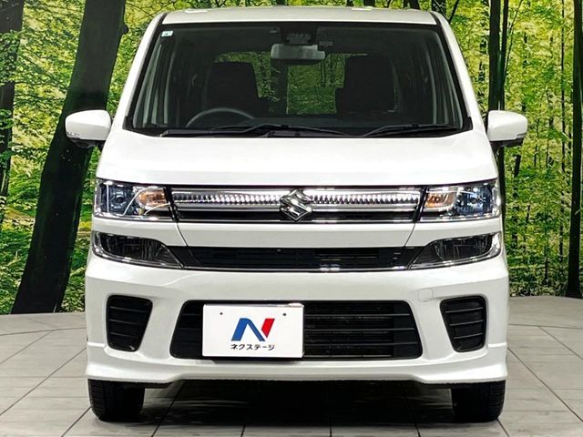 弊社では、全車『修復歴なし』のお車のみ取り扱っております。専任バイヤーによる厳選した仕入れの後、入庫後の車両チェックを行い、ネクステージが認定した高品質な中古車をご提供しております。