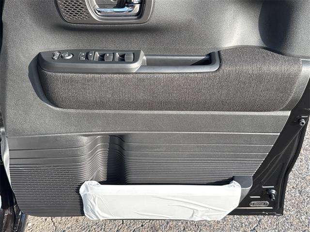 ■□■□■ リバティは軽自動車からミニバンSUVまで全車種を取り扱う、まさに自動車の大型ショッピングセンターです！！ ■□■□■