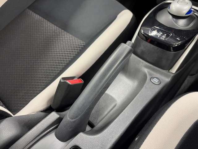 全国納車可能、ご自宅納車も承ります。遠方の方やご多忙な方も電話やメールでお気軽にご相談ください。