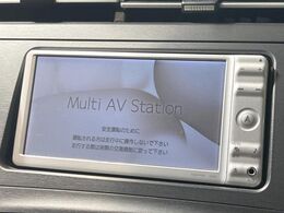 【純正ナビ】人気の純正ナビを装備しております。ナビの使いやすさはもちろん、オーディオ機能も充実！キャンプや旅行はもちろん、通勤や買い物など普段のドライブも楽しくなるはず♪