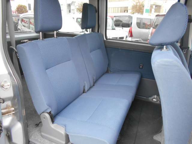 当店は、認証工場を完備しております。プロの整備士厳しくチェックを行なっております！