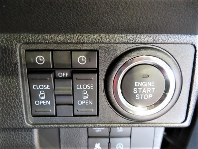 ボタン1つでエンジンスタート。スライドドアの開閉も楽々。
