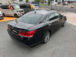 アラウンドビューモニター　HIDオートライト　コーナーセンサー　パワーシート　純正フルセグナビ　DVD　USB　Bluetooth　バックカメラ　ETC　クルーズコントロール