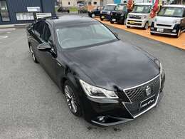 アラウンドビューモニター　HIDオートライト　コーナーセンサー　パワーシート　純正フルセグナビ　DVD　USB　Bluetooth　バックカメラ　ETC　クルーズコントロール