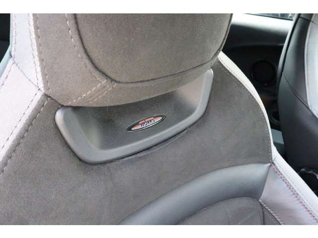 こちらのお車のご不明点や、掲載されていないお車のお問い合わせなどがございましたら、MINI　NEXT　TokyoBayTEL:03-3599-3740までお気軽にお問い合わせ下さいませ。