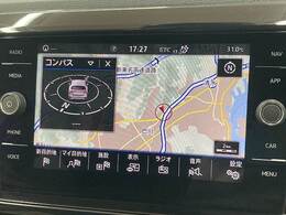 【純正ナビ】一体感のあるナビは、高級感ある車内を演出してくれます。Bluetooth再生などオーディオ機能も充実しておりますので、運転もより楽しめます♪