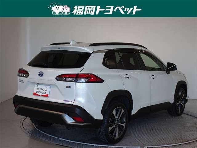 色は人気のプラチナホワイトパールマイカです。