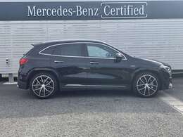 メルセデスの認定中古車では、専用のコールセンターにオペレータが24時間365日待機。万一走行不能となった場合でも、現場での応急処置、車両の牽引など無料でサポートします。