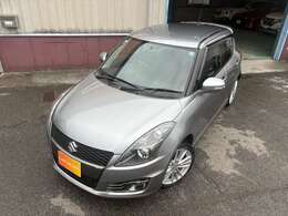 純正ナビ・フルセグ・バックカメラ等充実装備☆走行8.2万キロ　車検整備（2年）付きです！