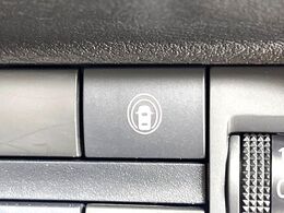 【クリアランスソナー】バンパーに付いたセンサーが障害物を検知！一定の距離に近づくとアラートで教えてくれます♪狭い駐車スペースや車庫入れ時も安心ですね☆