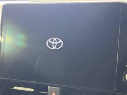 【10.5インチ　ディスプレイオーディオ】大画面のディスプレイはAppleCarPlayやAndroidAutoが利用可能。大きな画面でスマホナビアプリ等が利用いただけます♪