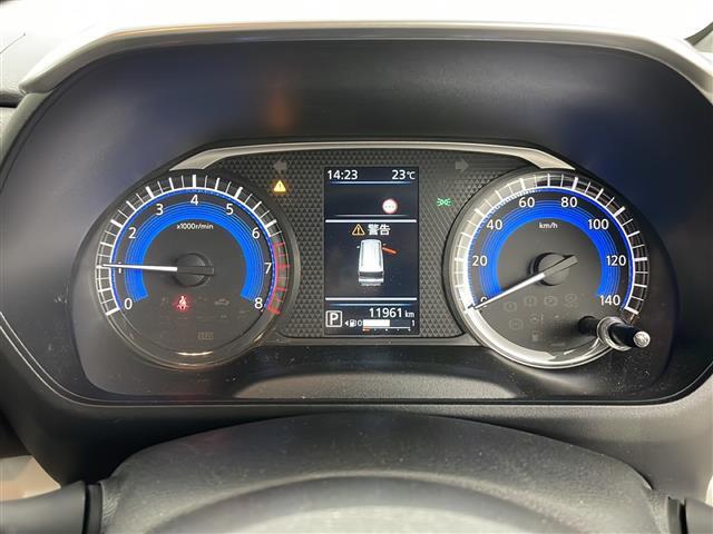 【スピードメーター】メーターがシンプルで見やすく運転しやすいですね！